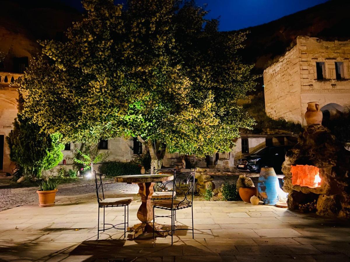 The Village Cave Hotel Göreme Exteriör bild