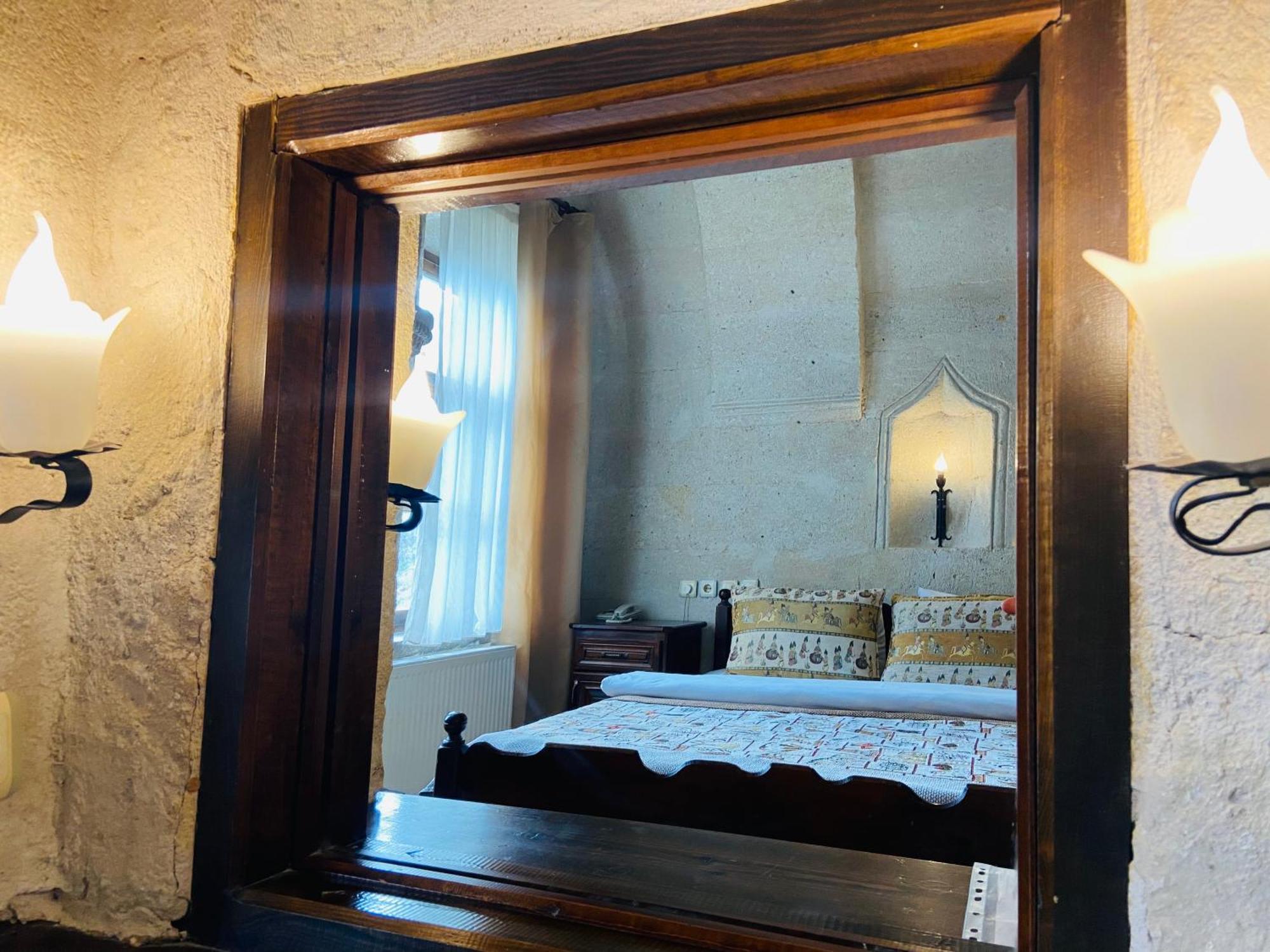 The Village Cave Hotel Göreme Rum bild