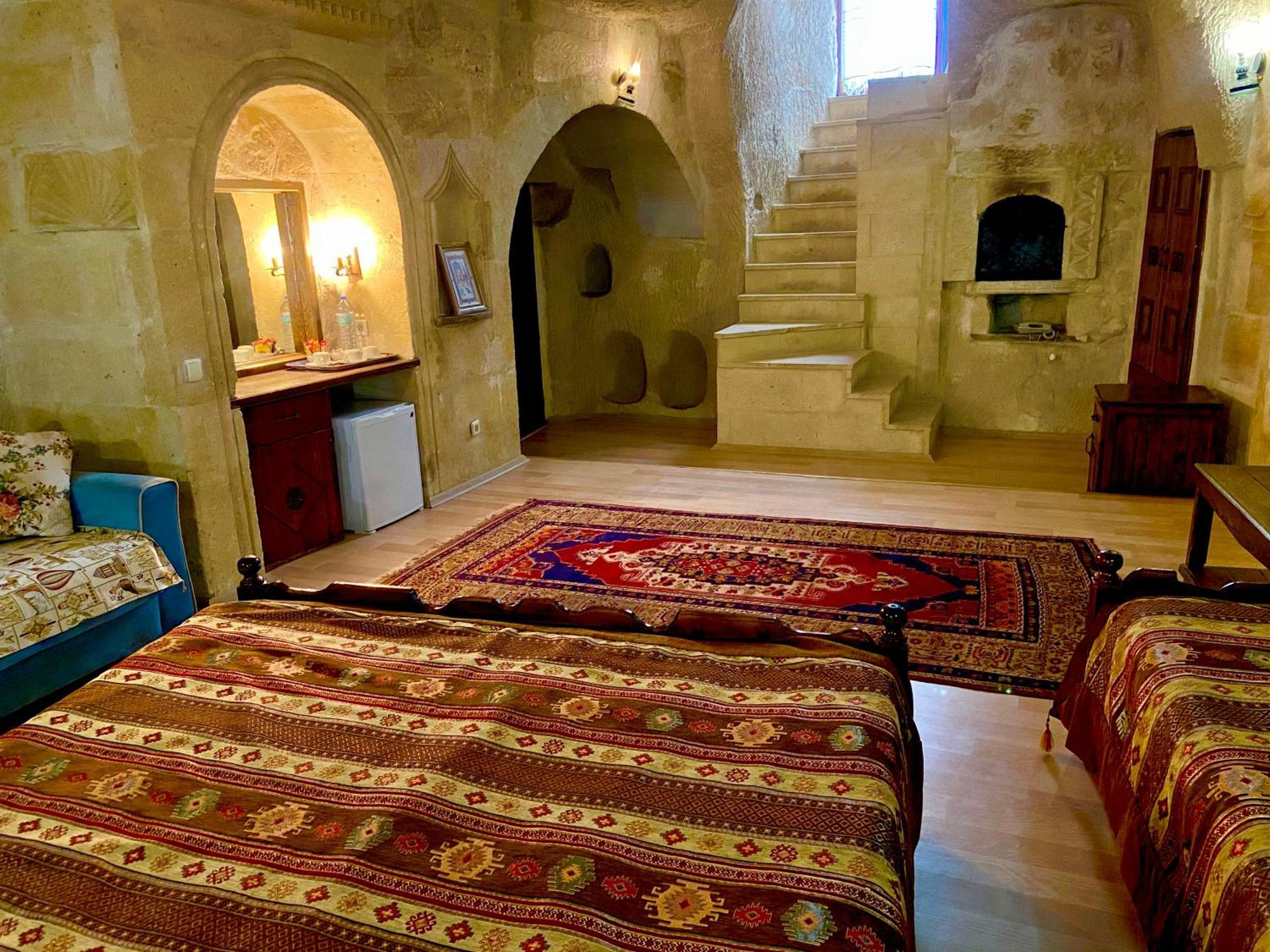 The Village Cave Hotel Göreme Rum bild