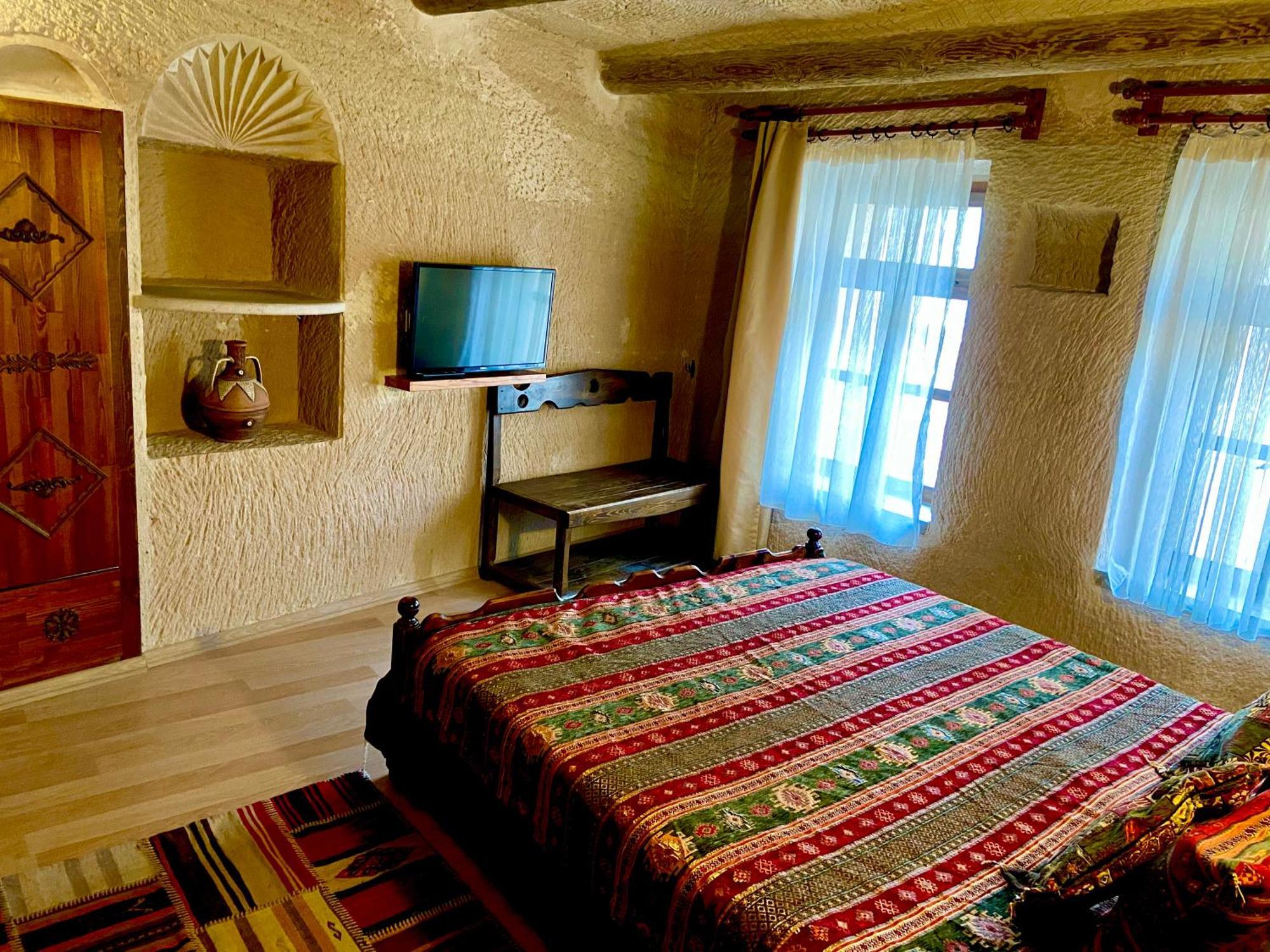 The Village Cave Hotel Göreme Rum bild